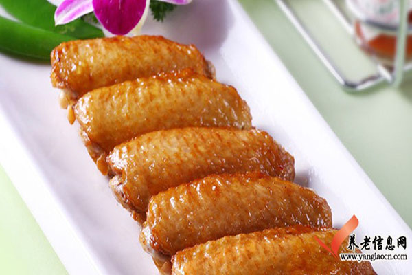 老少皆宜三道养生食谱之二美颜清蒸鸡翅